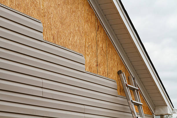 Professional Siding Contractor technician working in Manheim, PA